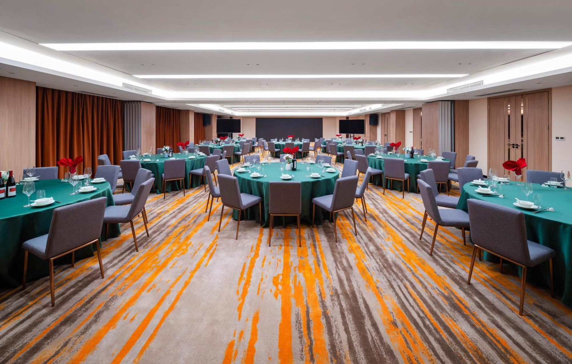 Guangzhou Wogo Yuanbao Hotel-Zhujiang New Town-Free Canton Fair Shuttle Bus & Overseas Buyer Registration Services מראה חיצוני תמונה